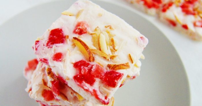 strawberry yogurt bark snack for children