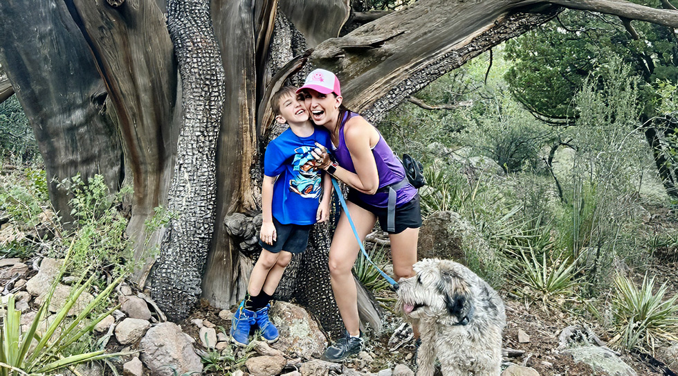 mom and son hiking fat man's loop in Flagstaff, AZ