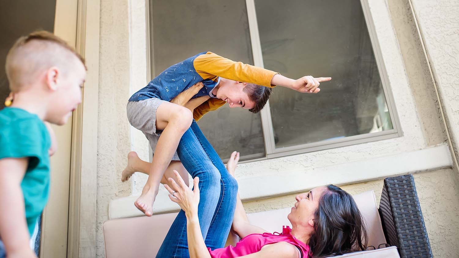 connection play time mom and son